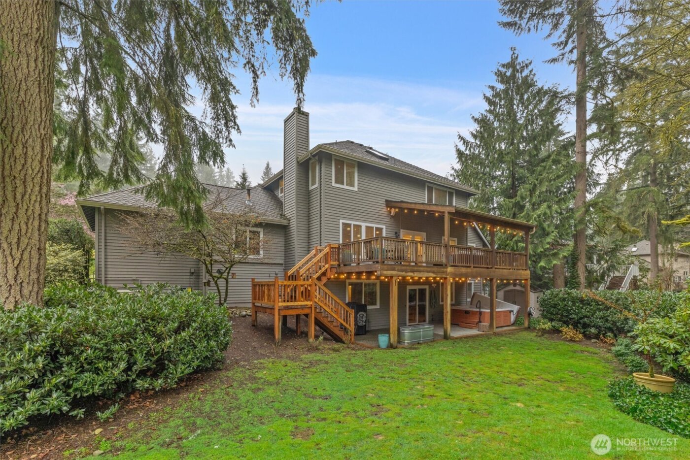 19403 NE 203rd Place , Woodinville, WA 98077
