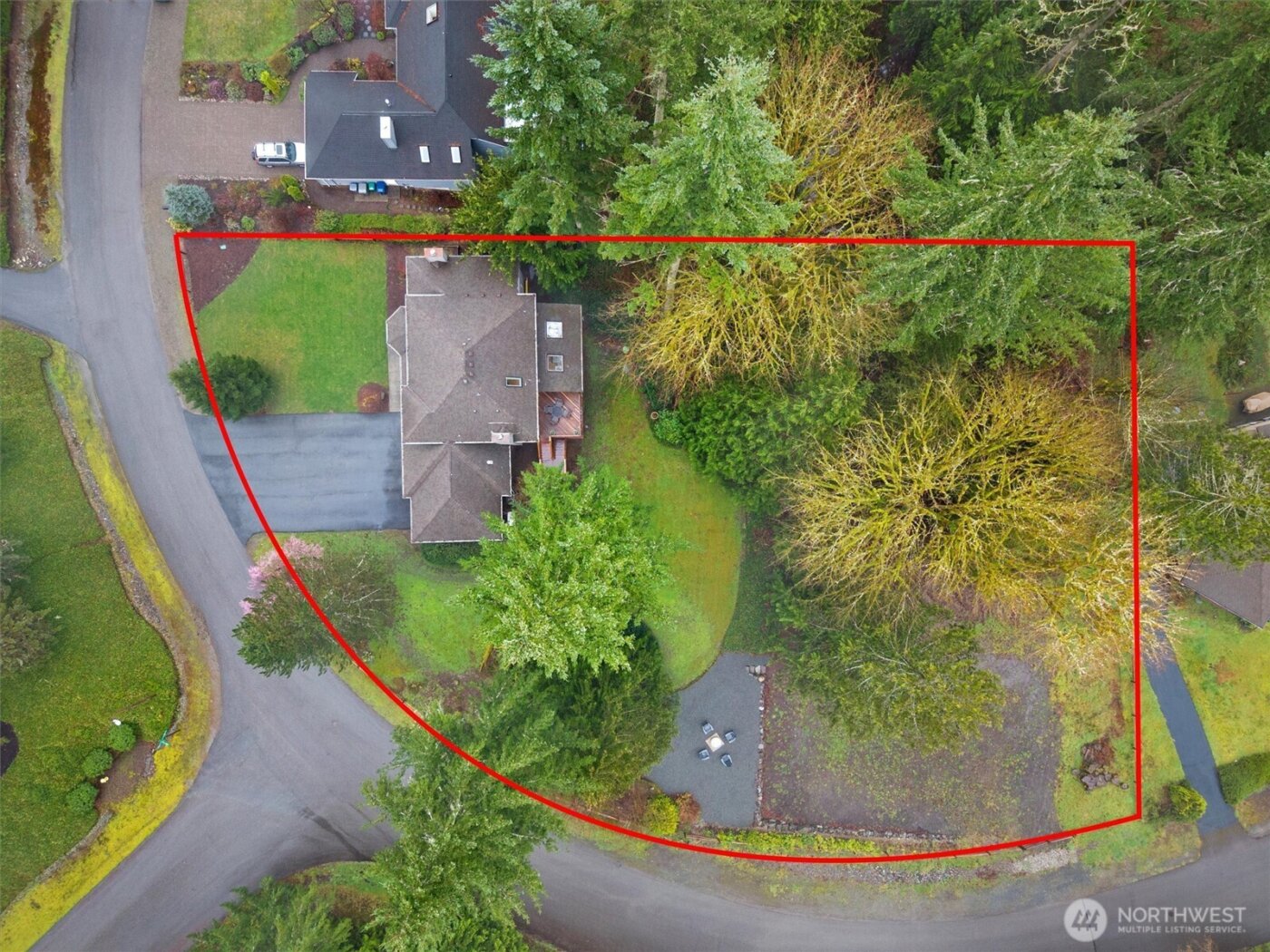 19403 NE 203rd Place , Woodinville, WA 98077