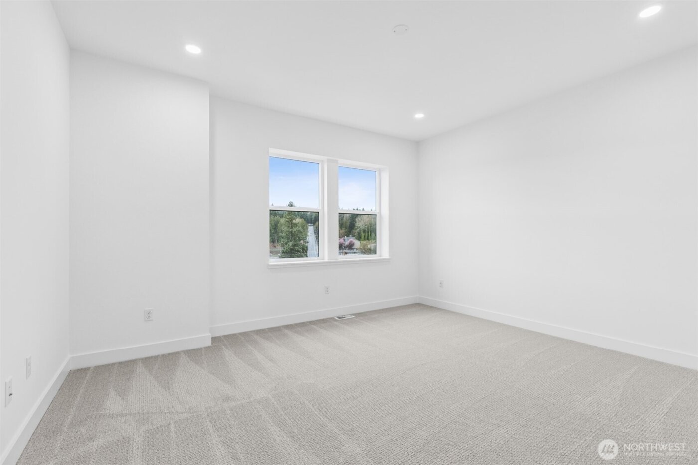 18805 99th Court NE #D, Bothell, WA 98011