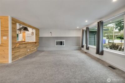 812 Maplewood Avenue , Kent, WA 98030 - Photo 3