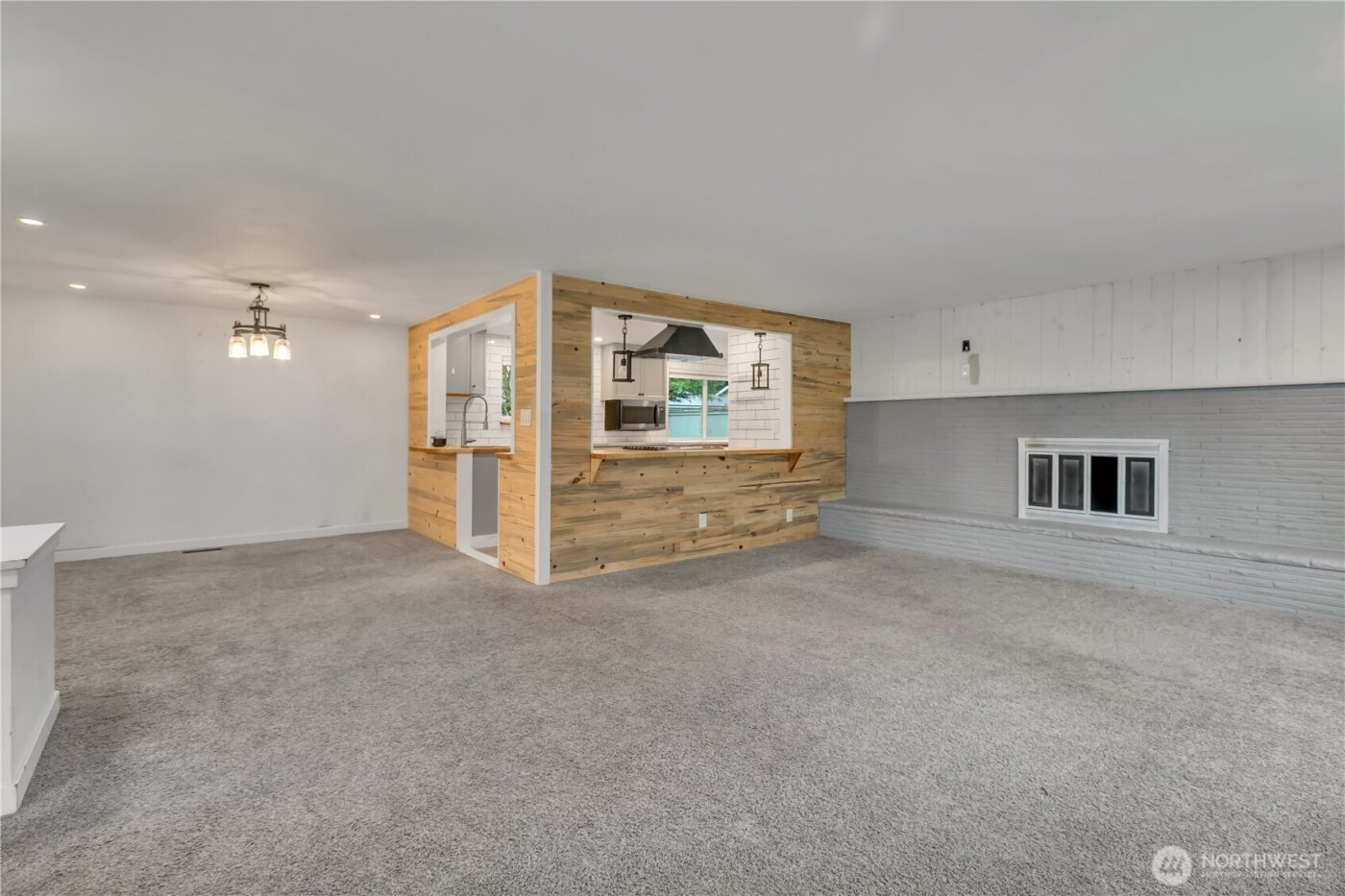 812 Maplewood Avenue , Kent, WA 98030