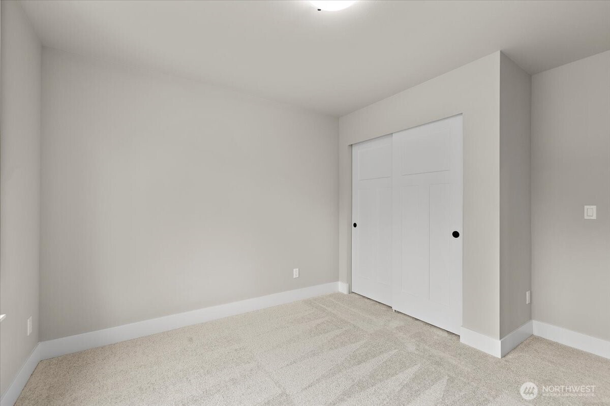 201 156th Place SW #MG 13, Lynnwood, WA 98087