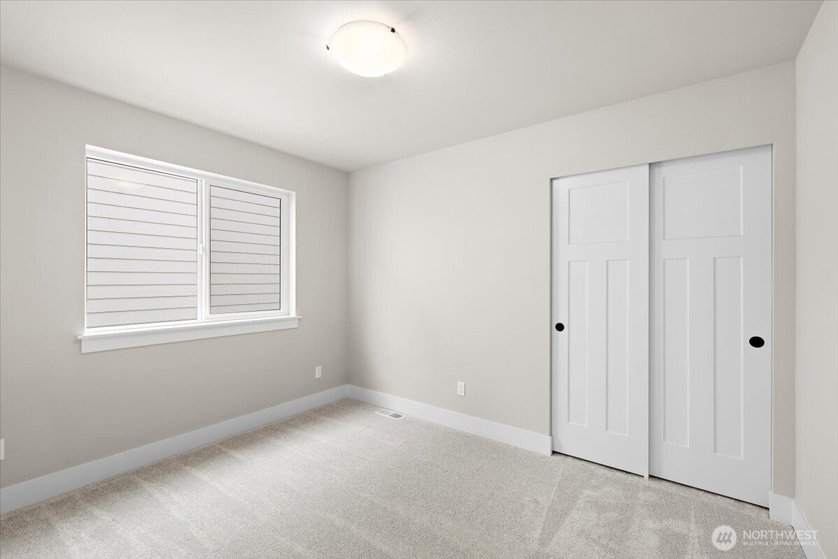 201 156th Place SW #MG 13, Lynnwood, WA 98087
