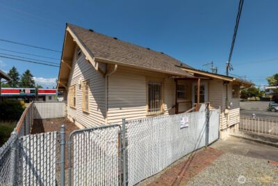 3606 S 12th Street , Tacoma, WA 98405 - Photo 5