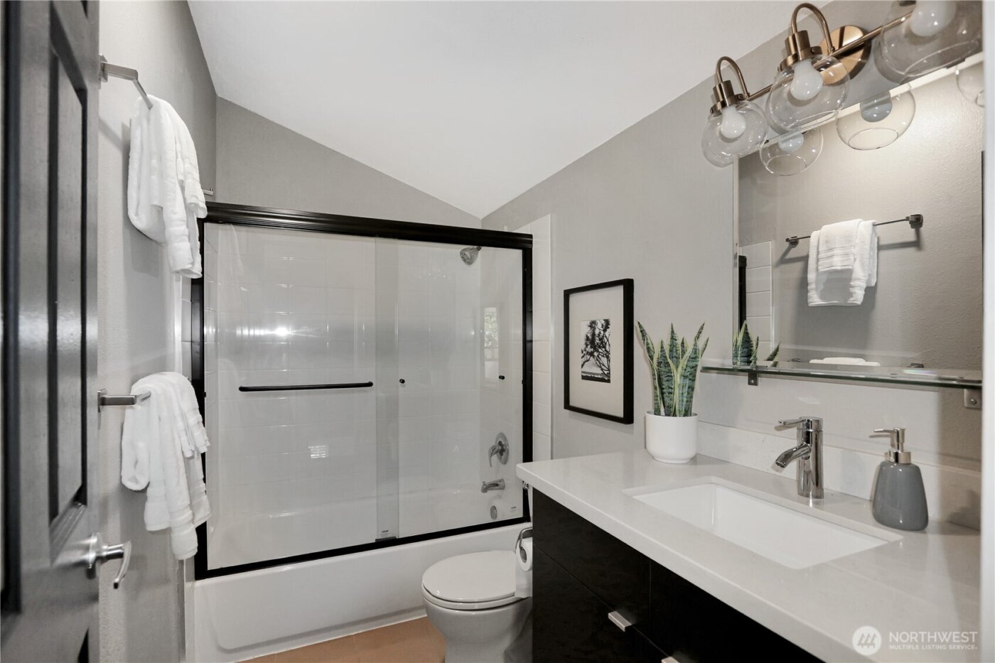 1533 18th Avenue S #5, Seattle, WA 98144