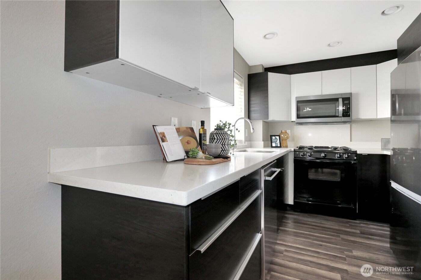 1533 18th Avenue S #5, Seattle, WA 98144