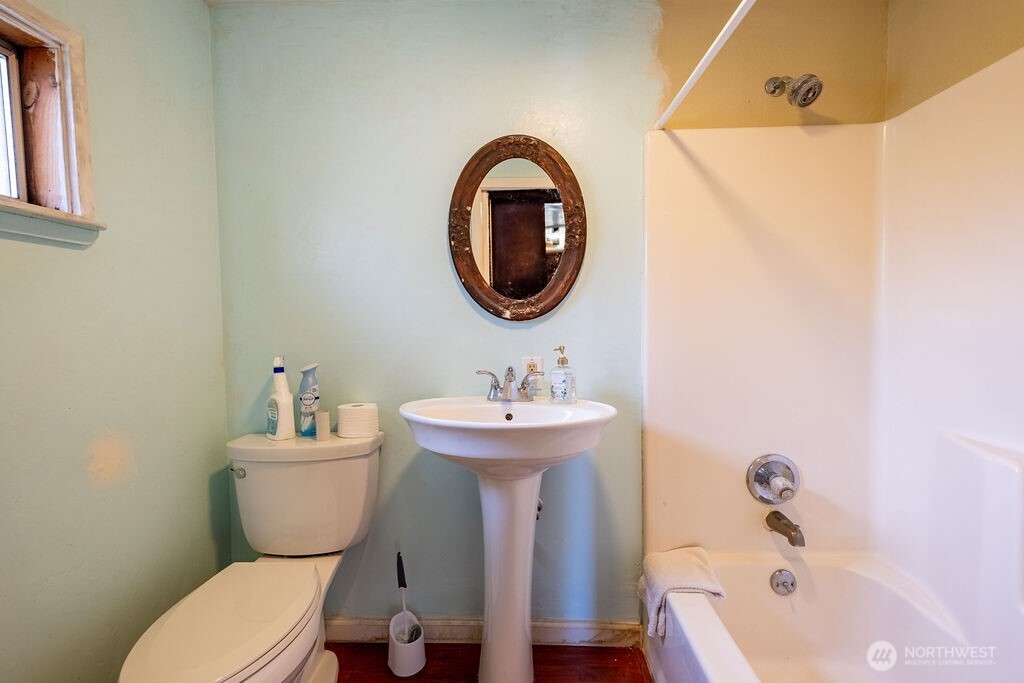 1516 Garden Lane , Freeland, WA 98249