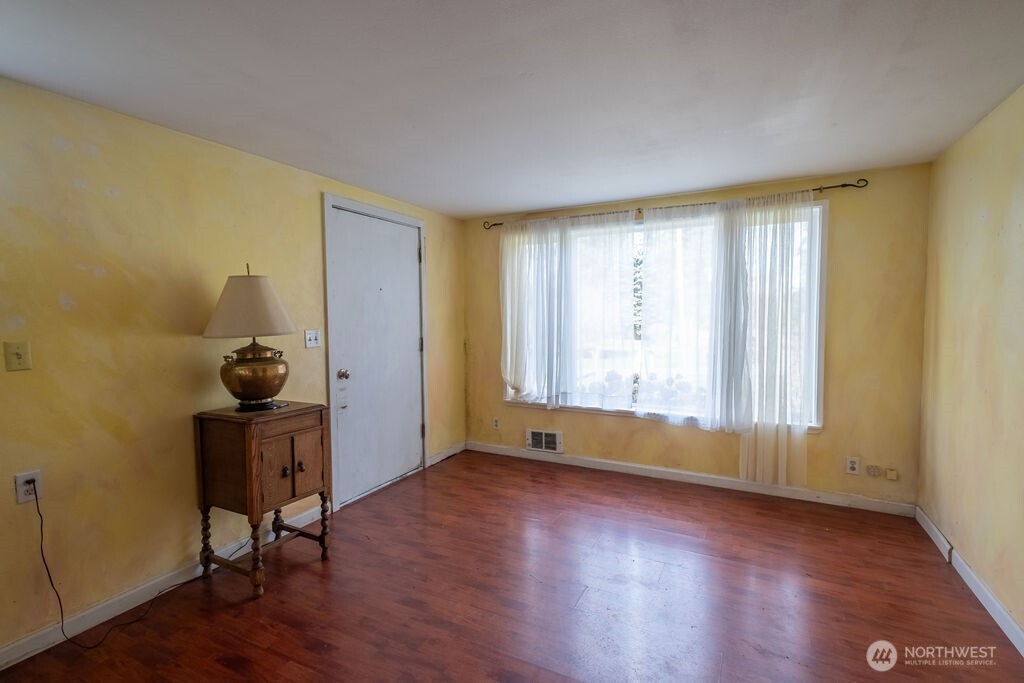 1516 Garden Lane , Freeland, WA 98249