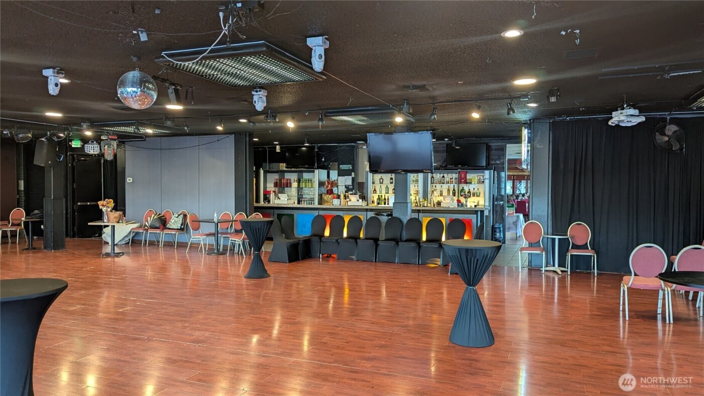 2040 Westlake Avenue N #17, Seattle, WA 98109