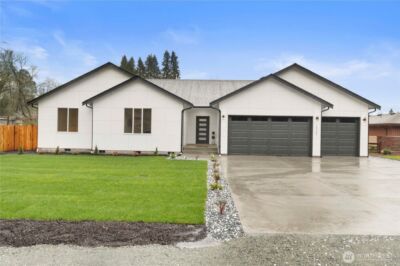 14701 11th Avenue Ct E, Tacoma, WA 98445