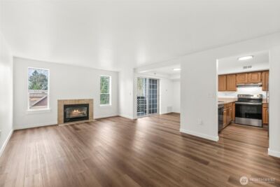 3939 10th Street SE #B3, Puyallup, WA 98374