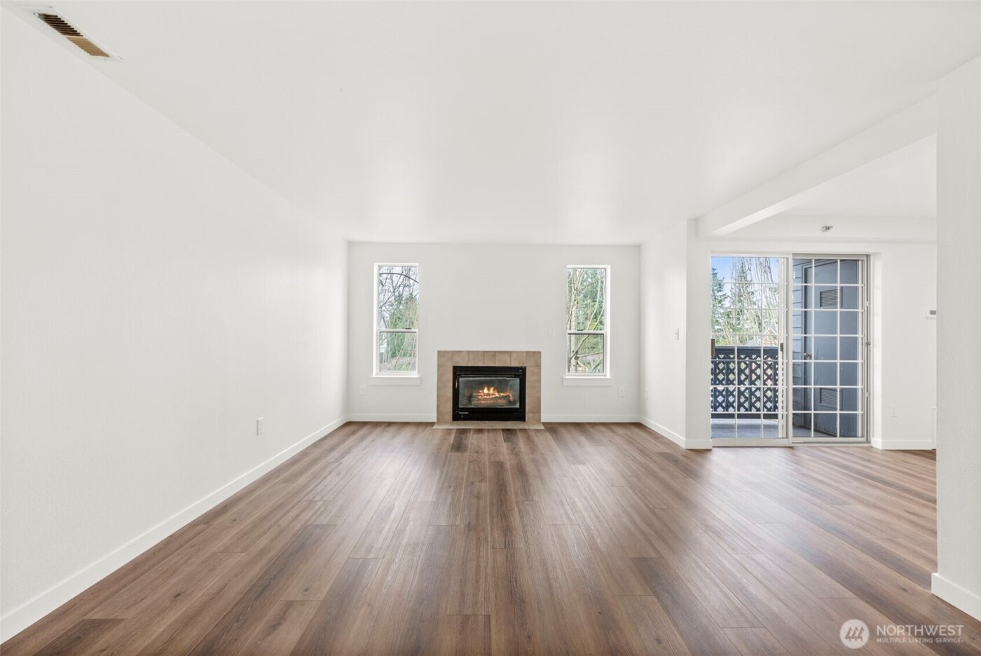 3939 10th Street SE #B3, Puyallup, WA 98374