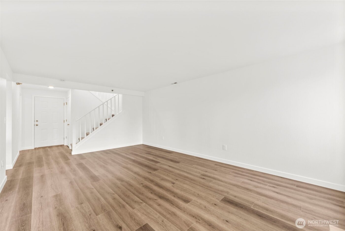 3939 10th Street SE #B3, Puyallup, WA 98374