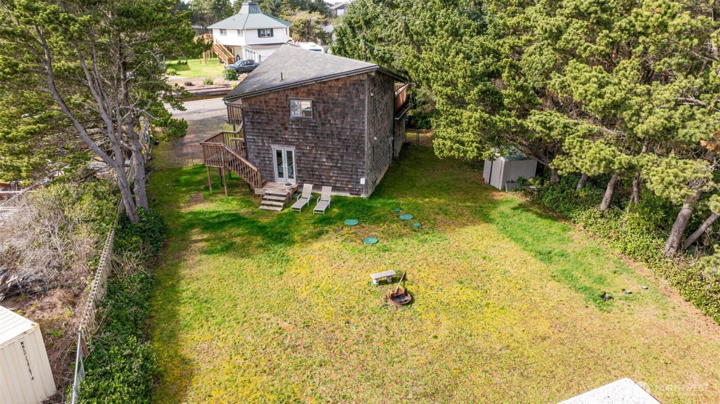 1292 Holland Drive , Grayland, WA 98547