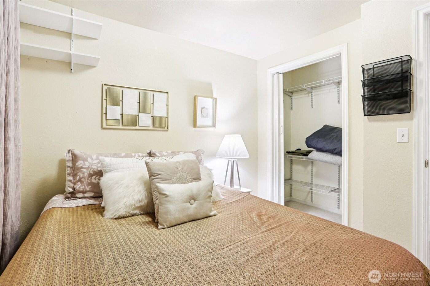 1320 S 131st Place , Burien, WA 98168-2838