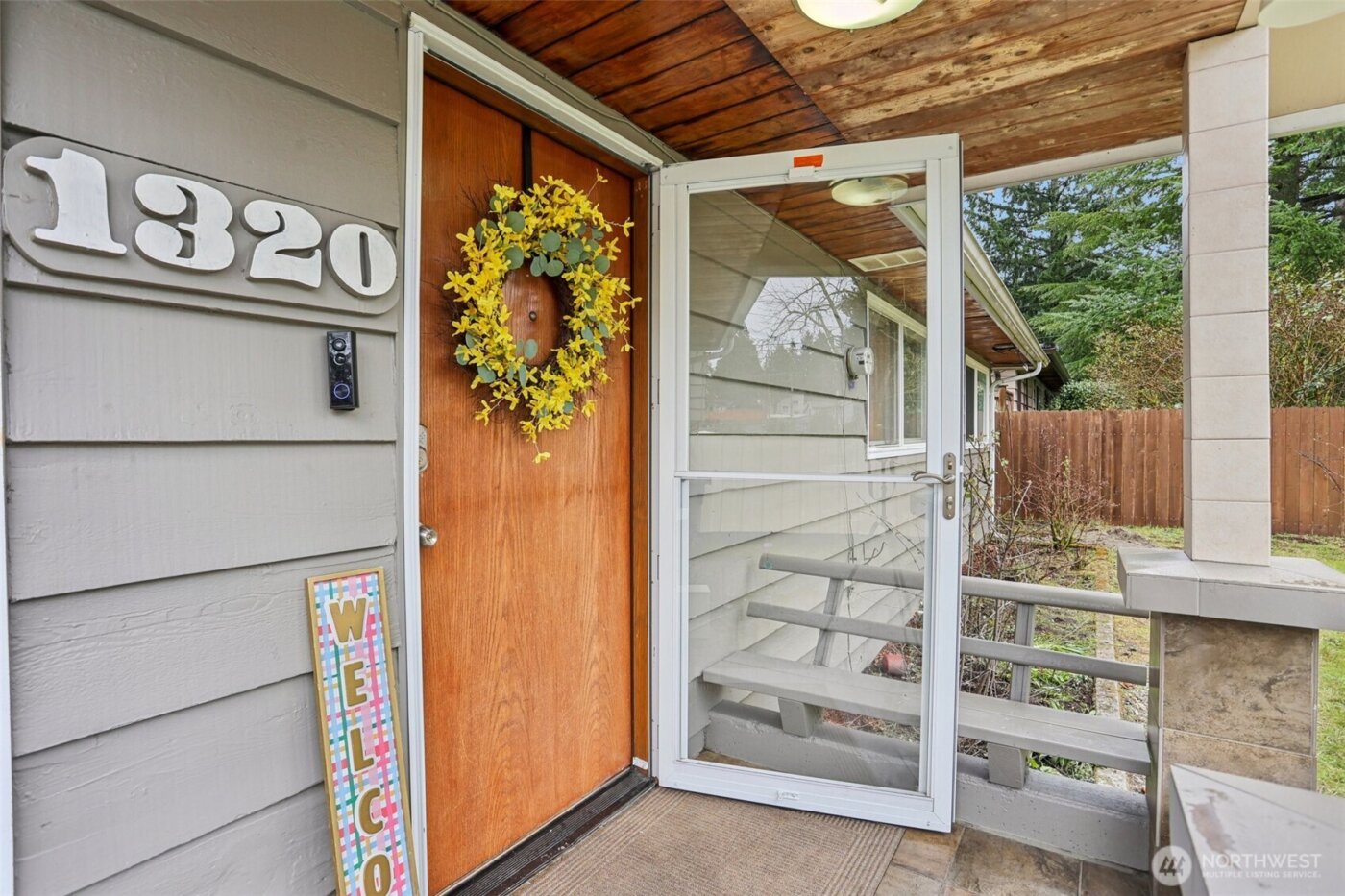 1320 S 131st Place , Burien, WA 98168-2838