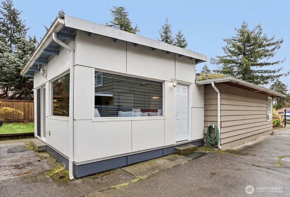 1320 S 131st Place , Burien, WA 98168-2838