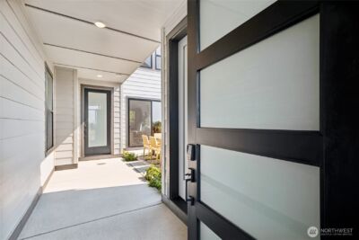 13721 SE 85th Street , Newcastle, WA 98059 - Photo 2