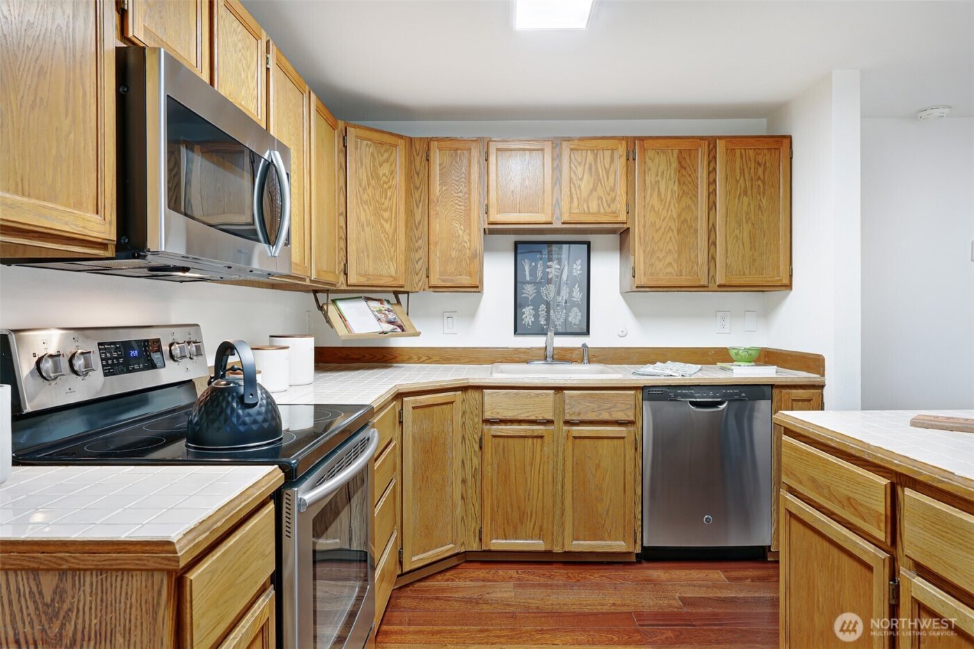 8720 Phinney Avenue N #24, Seattle, WA 98103