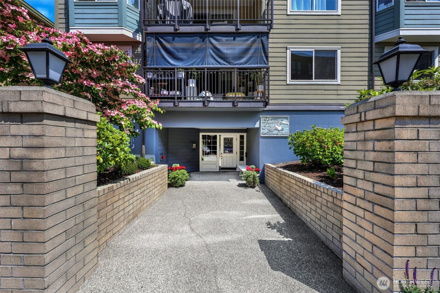 8720 Phinney Avenue N #24, Seattle, WA 98103
