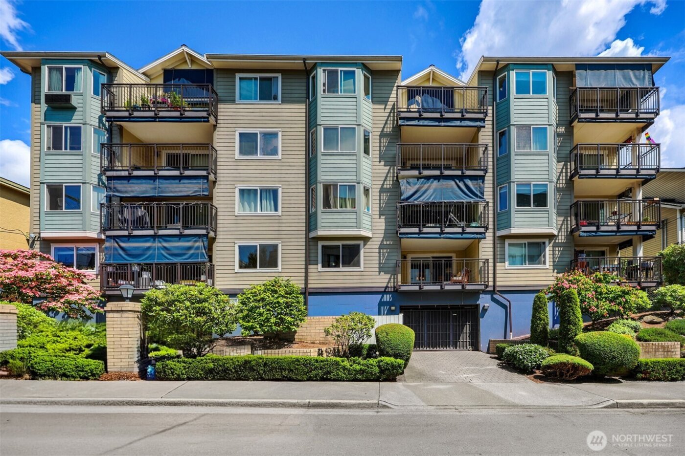 8720 Phinney Avenue N #24, Seattle, WA 98103