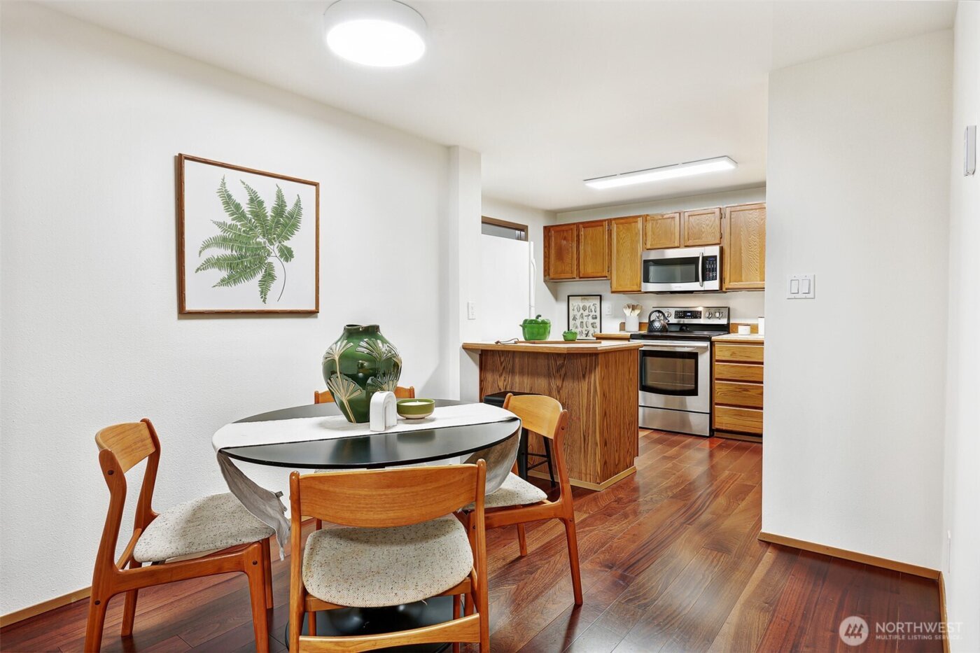 8720 Phinney Avenue N #24, Seattle, WA 98103