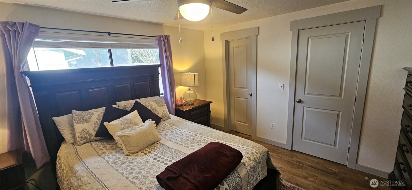 16111 97 Avenue Ct E, Puyallup, WA 98375