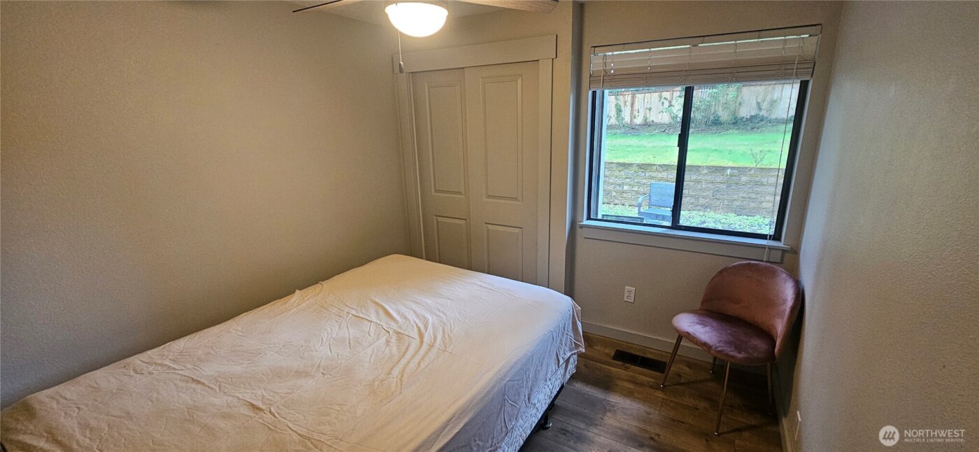 16111 97 Avenue Ct E, Puyallup, WA 98375