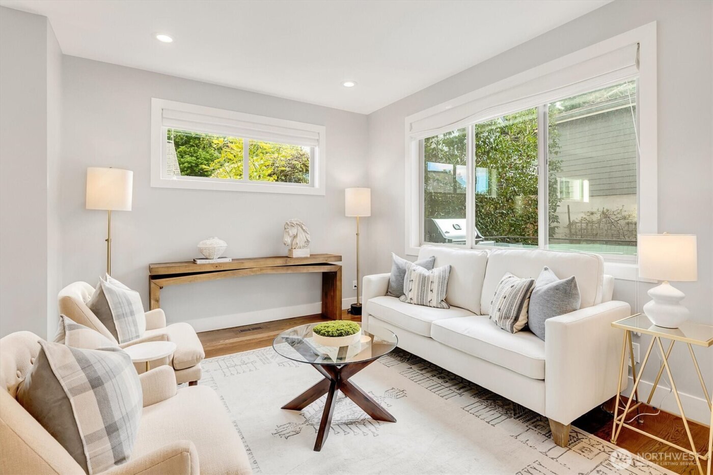 3629 35th Avenue W, Seattle, WA 98199-1612