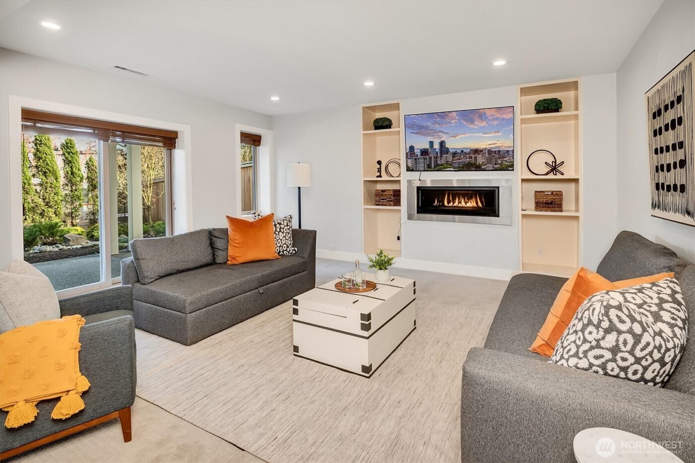 3629 35th Avenue W, Seattle, WA 98199-1612