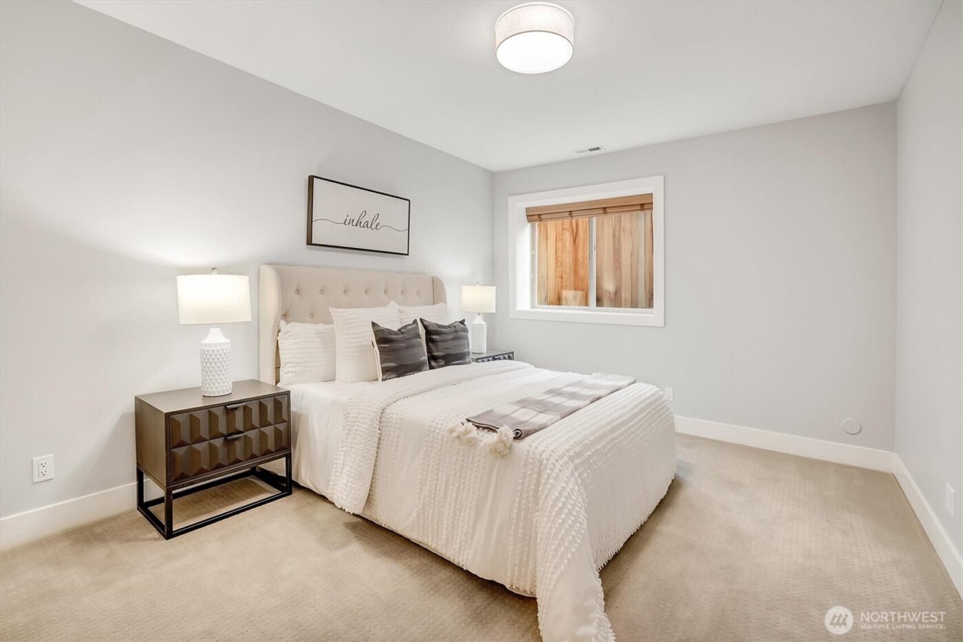 3629 35th Avenue W, Seattle, WA 98199-1612