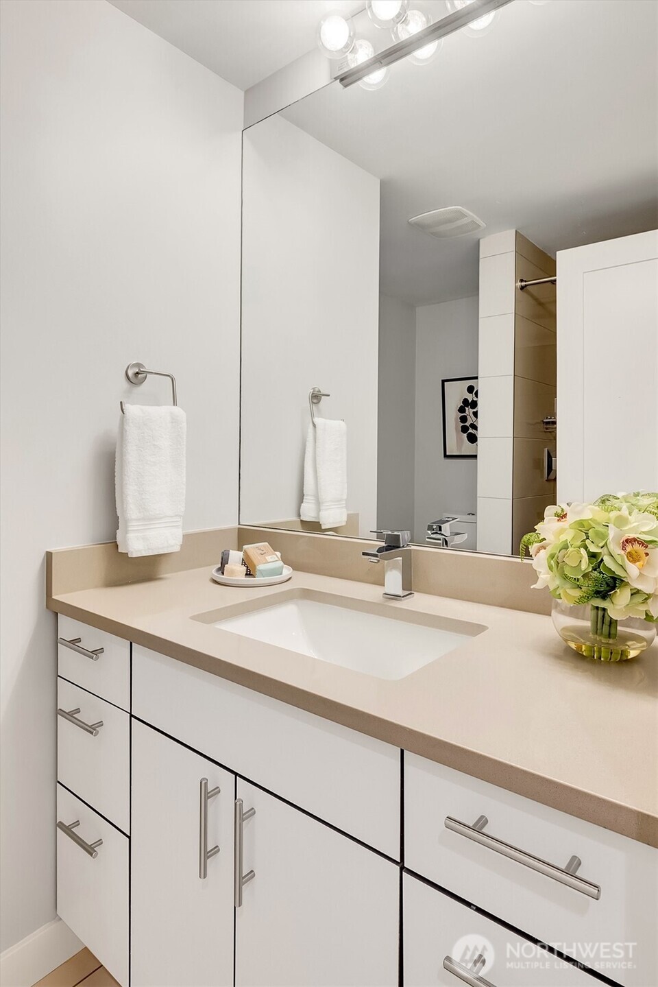 3629 35th Avenue W, Seattle, WA 98199-1612