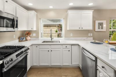 14338 Lenora Place N #B, Seattle, WA 98133 - Photo 8