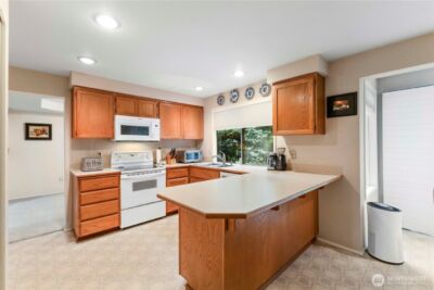 25709 118th Place SE, Kent, WA 98030 - Photo 10