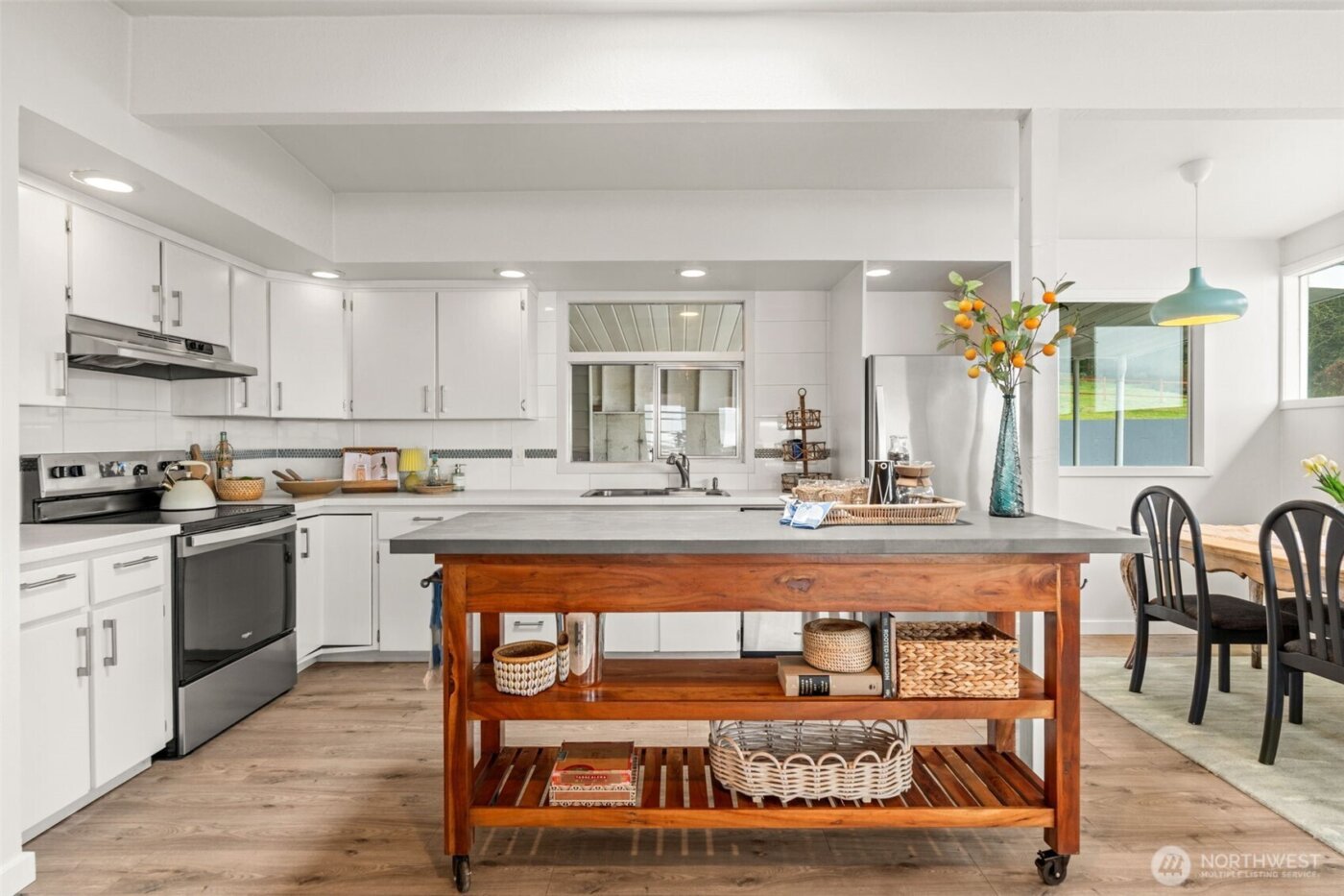 1908 Lybecker Drive NW, Gig Harbor, WA 98332