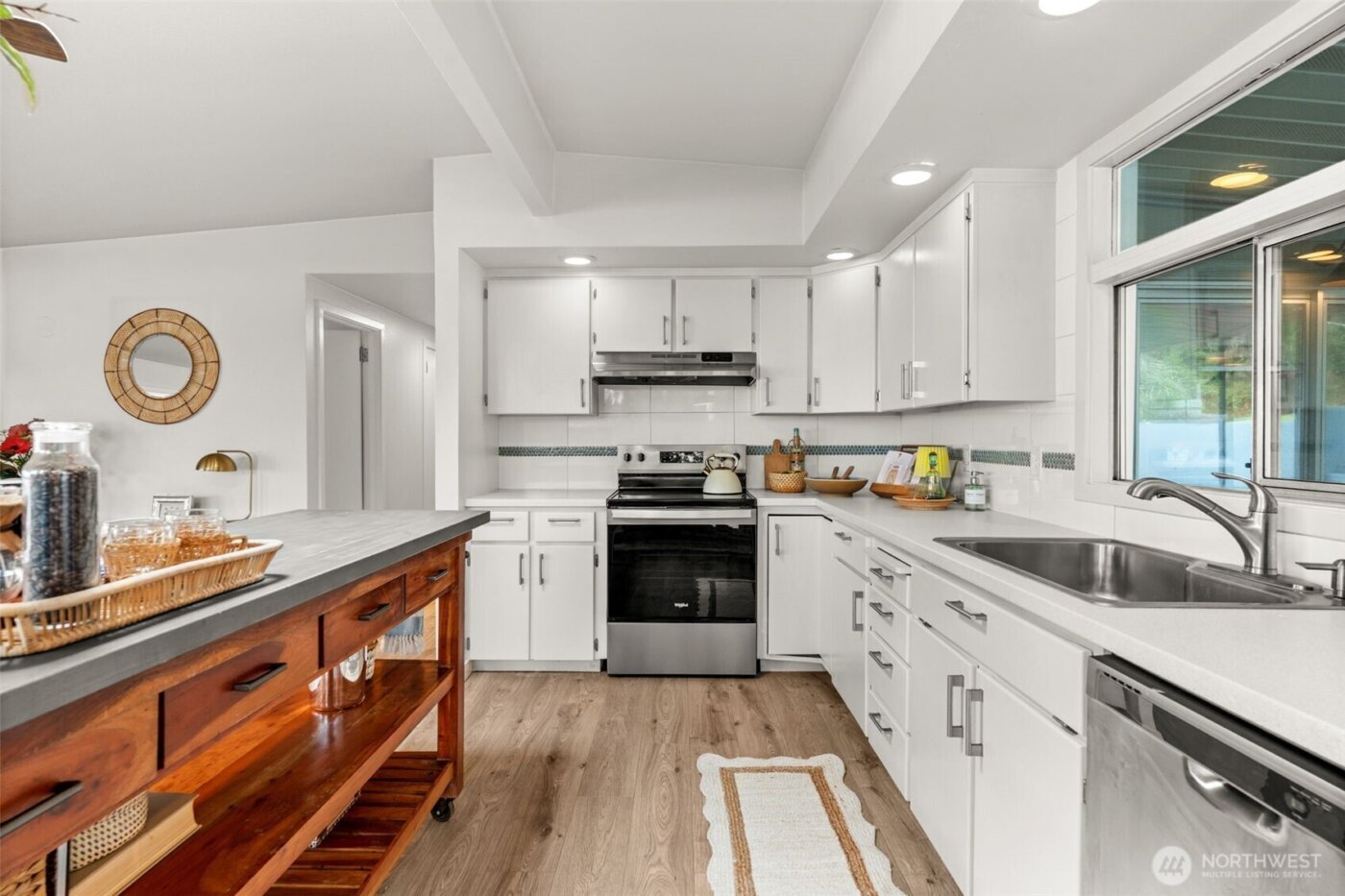 1908 Lybecker Drive NW, Gig Harbor, WA 98332