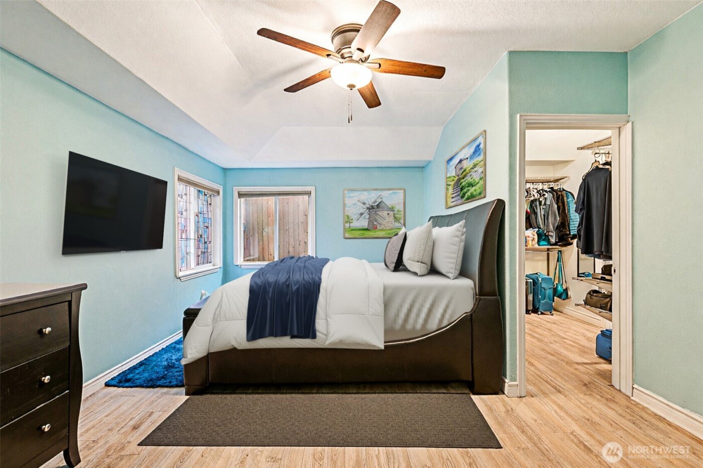 8403 NE 138th Street , Kirkland, WA 98034