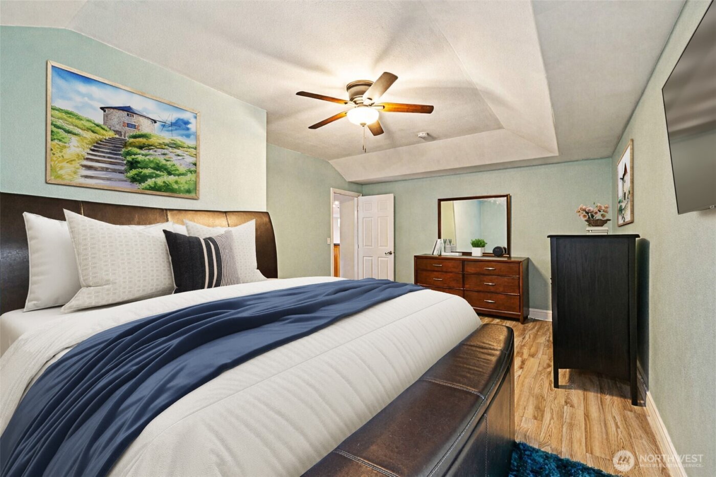 8403 NE 138th Street , Kirkland, WA 98034
