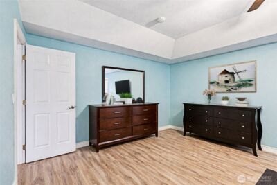 8403 NE 138th Street , Kirkland, WA 98034 - Photo 14
