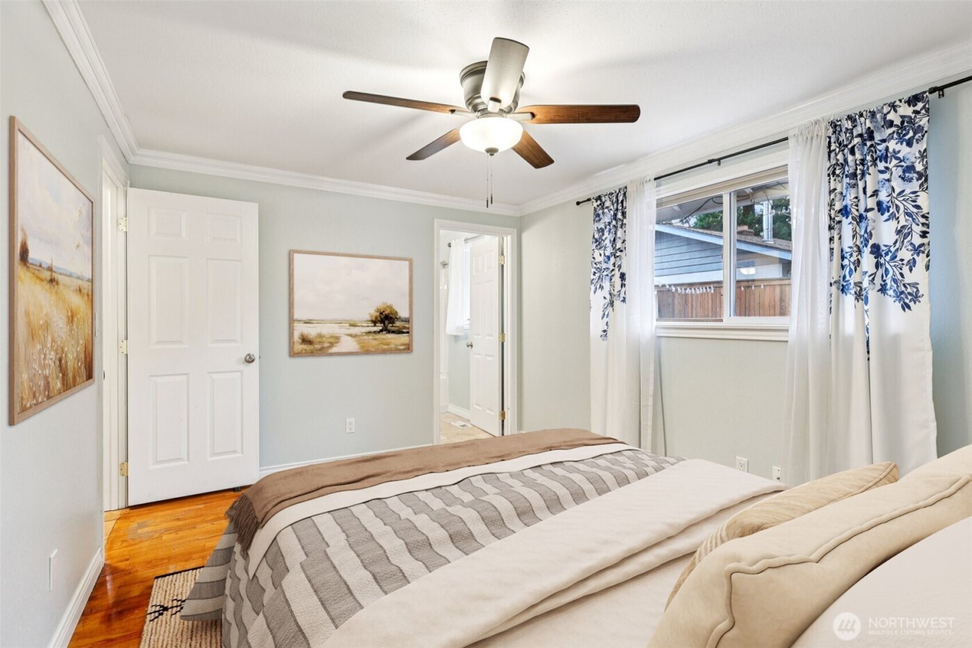 8403 NE 138th Street , Kirkland, WA 98034