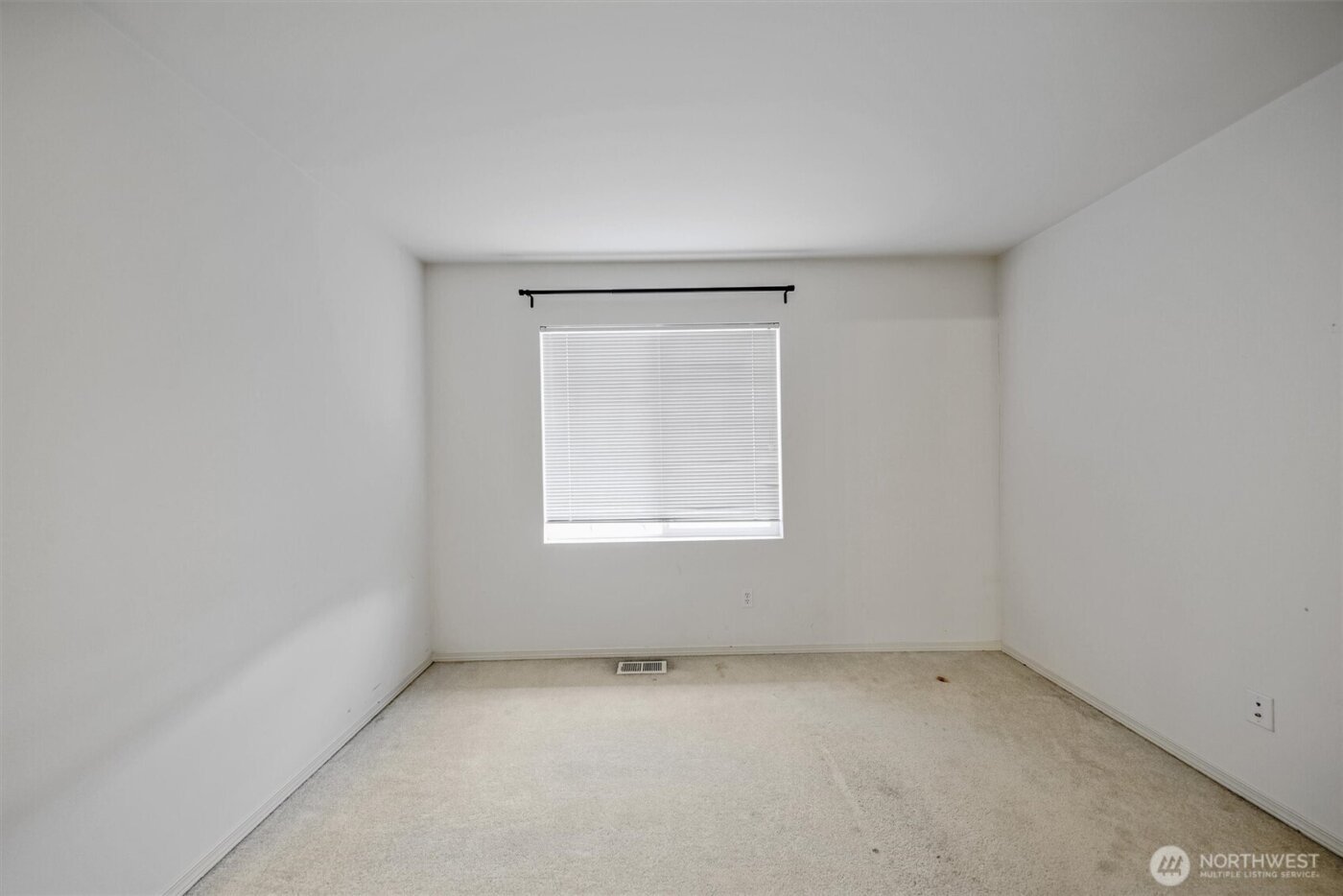 22534 43rd Avenue S #19-3, Kent, WA 98032-8470