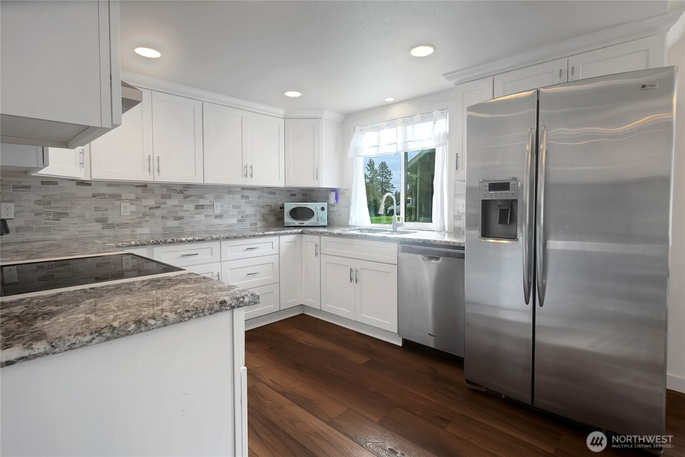 10304 63rd Avenue Ct E, Puyallup, WA 98373