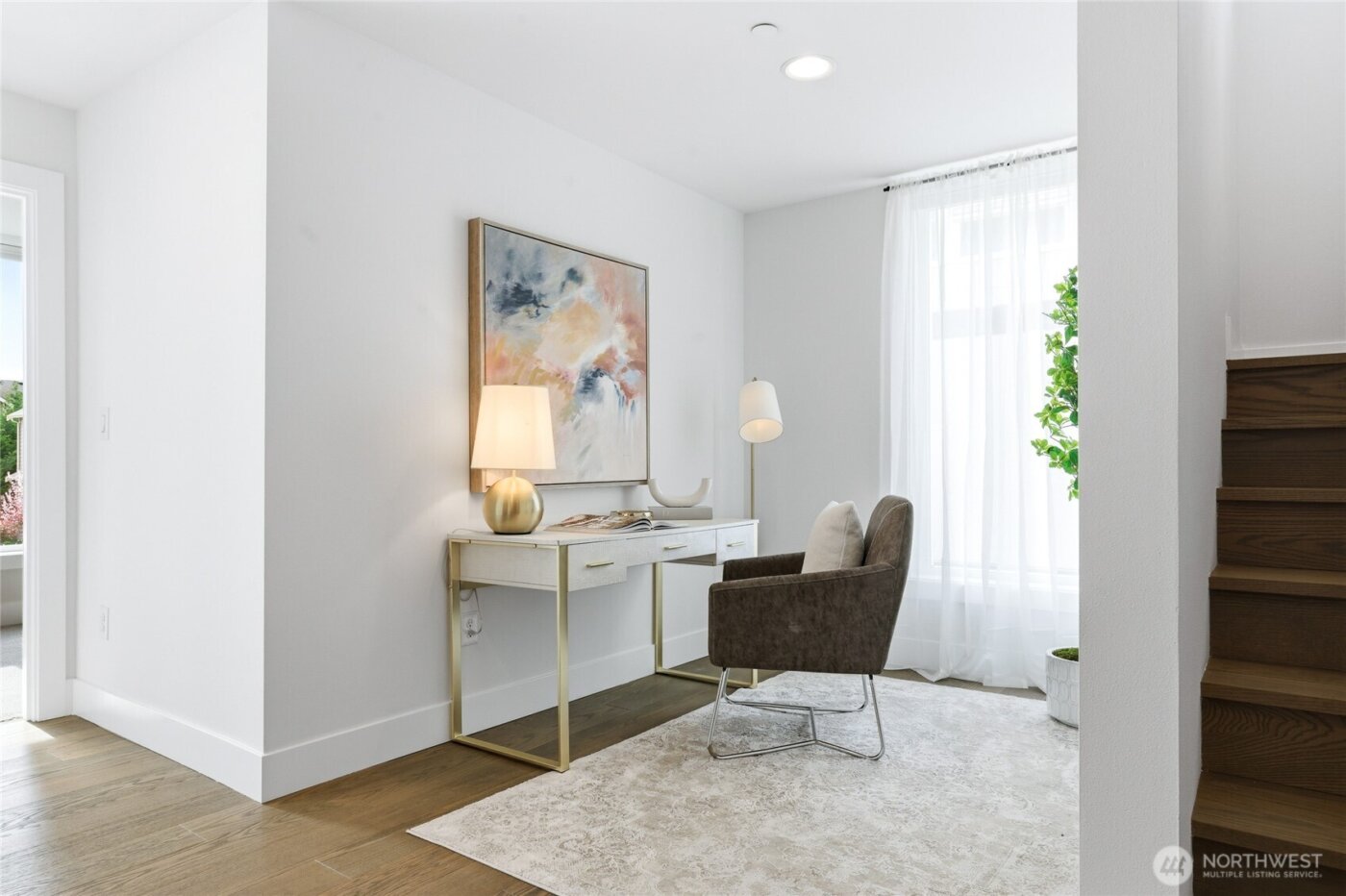 10712 SE 2nd Street , Bellevue, WA 98004-6206