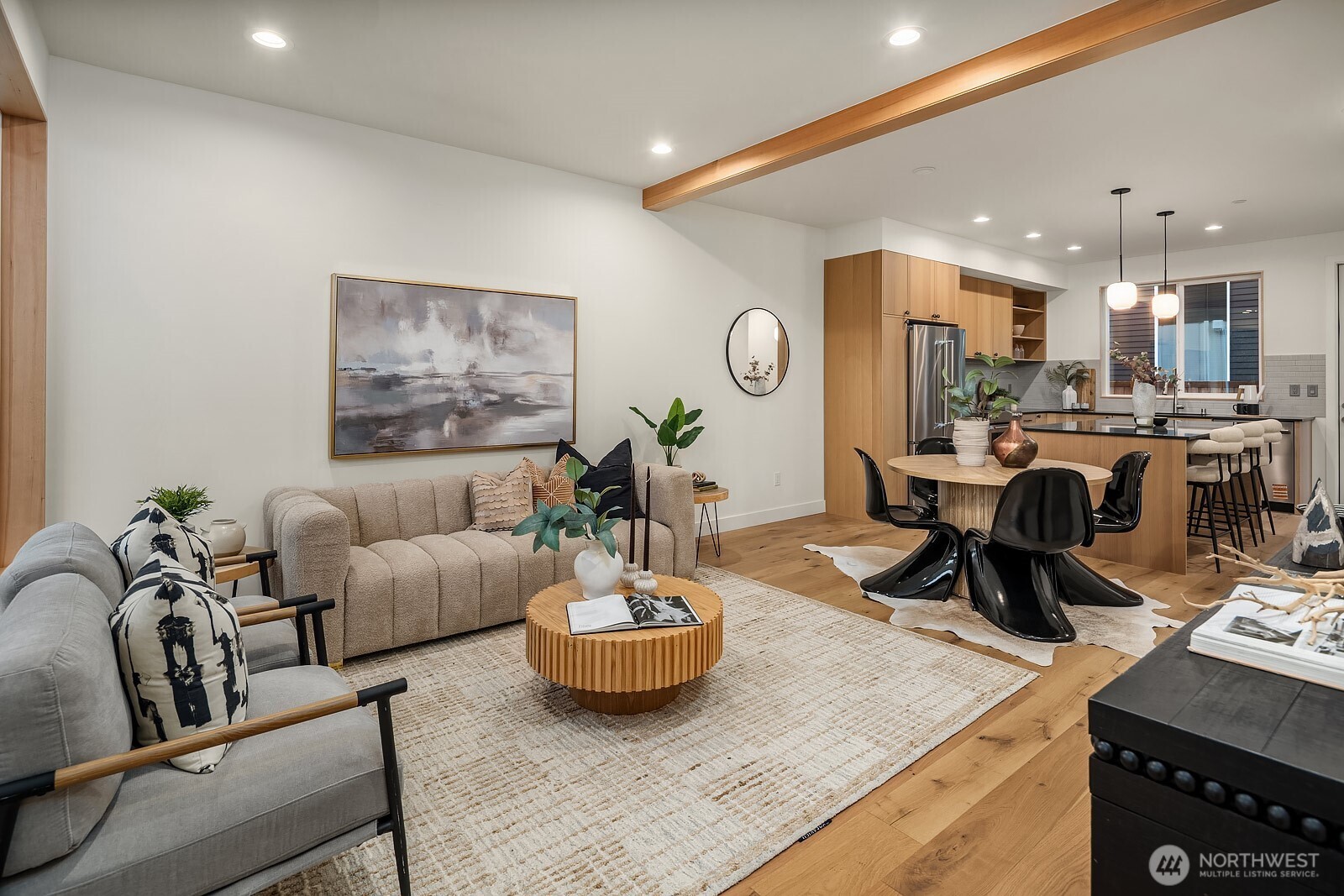 1808 E Mercer Street , Seattle, WA 98112