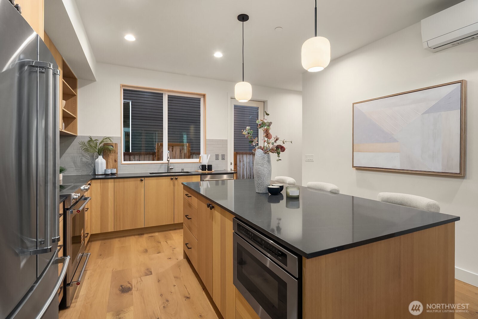 1808 E Mercer Street , Seattle, WA 98112