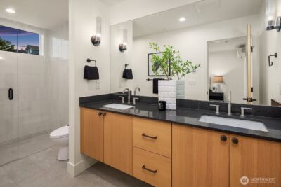 1808 E Mercer Street , Seattle, WA 98112 - Photo 17