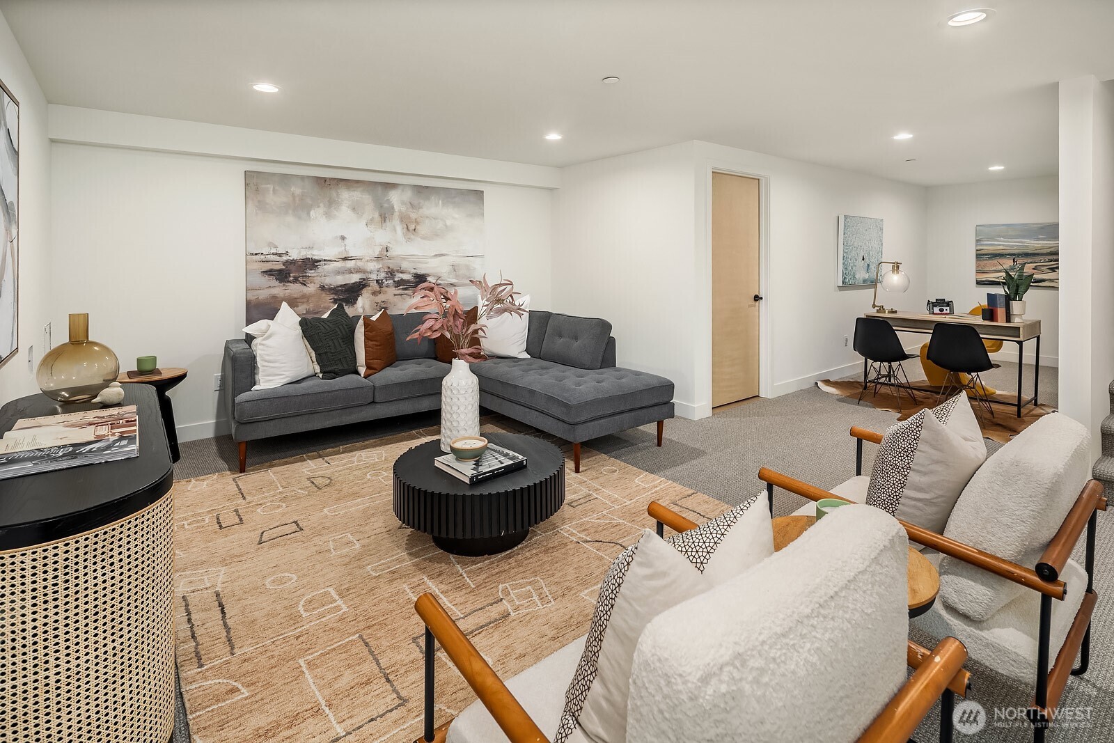 1808 E Mercer Street , Seattle, WA 98112