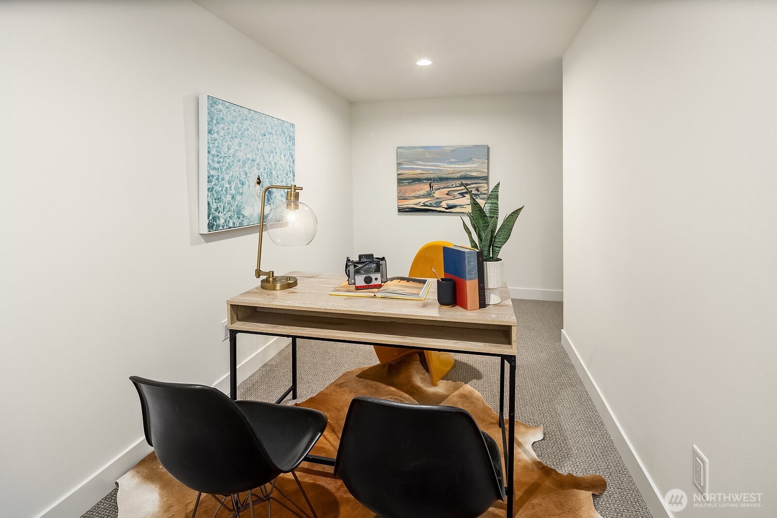 1808 E Mercer Street , Seattle, WA 98112