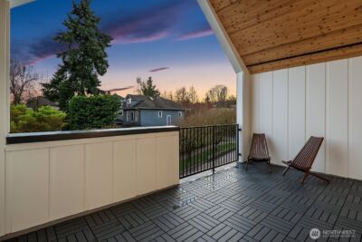 1808 E Mercer Street , Seattle, WA 98112 - Photo 31