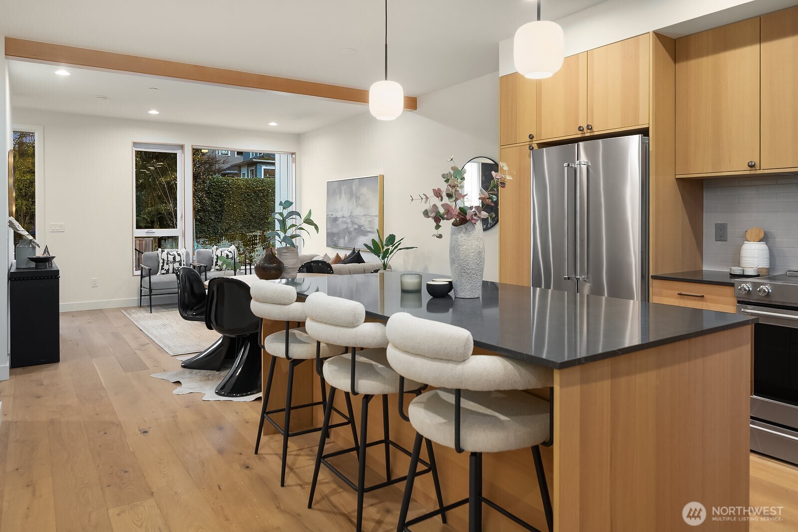 1808 E Mercer Street , Seattle, WA 98112